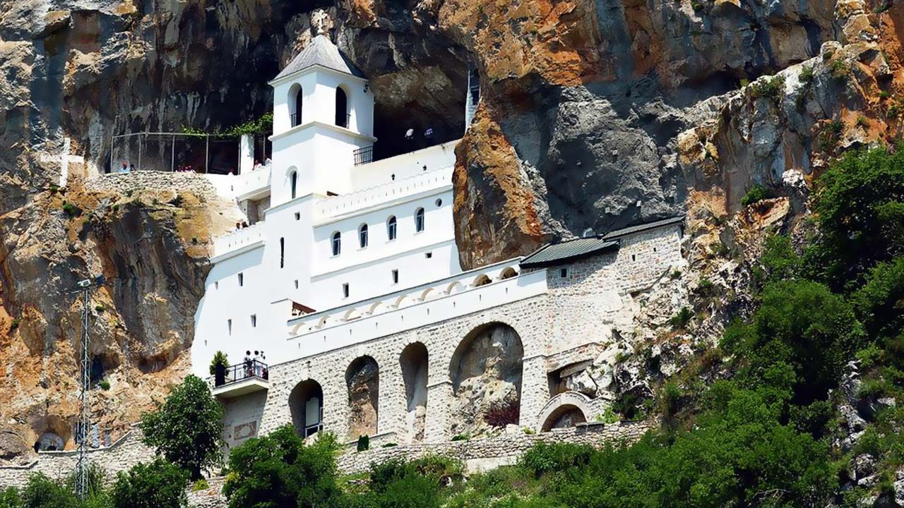 The-Monastery-Of-Ostrog-montenegro-tour-and-airport-transfers-montenegrina